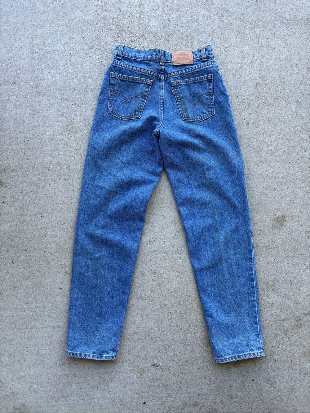 Vintage 90s Levis 535 Jeans Made in Canada High Rise Tapered 27x32 Euro Fit Mom